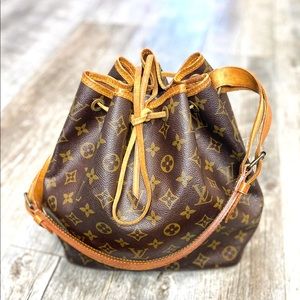 Louis Vuitton Monogram Petit Noe Bucket Bag